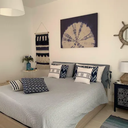Blue House Apartment