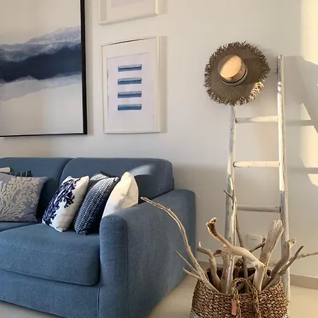 Blue House Apartment
